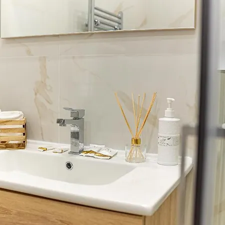 Bed & Breakfast White Gold 3*