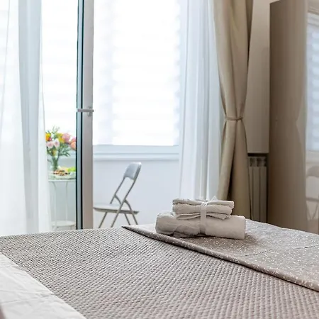 White Gold Bed & Breakfast