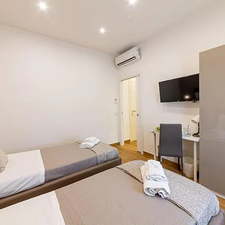 Bed and Breakfast White Gold