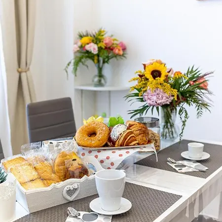 White Gold 3* ナポリ