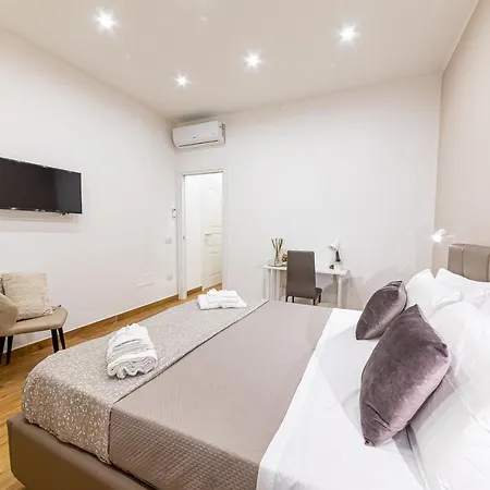 White Gold نابولي